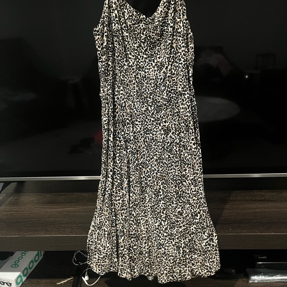 Old Navy Black and White Leopard Print Midi Dress